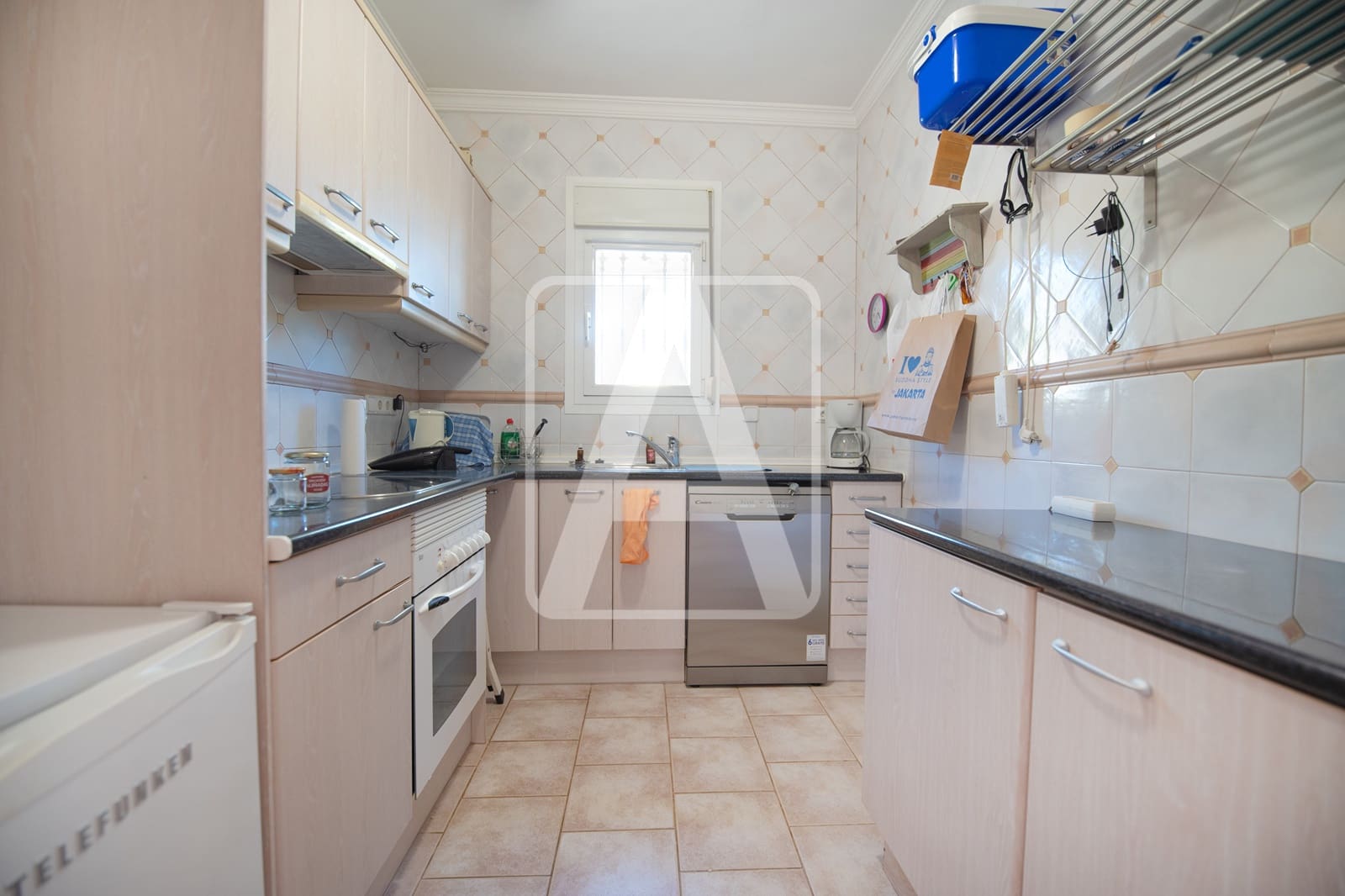 5 makuuhuone Huvila myytävänä paikassa Calpe / Calp mukana uima-altaan 
autotalli - 749 000 € (Ref: 9427901)