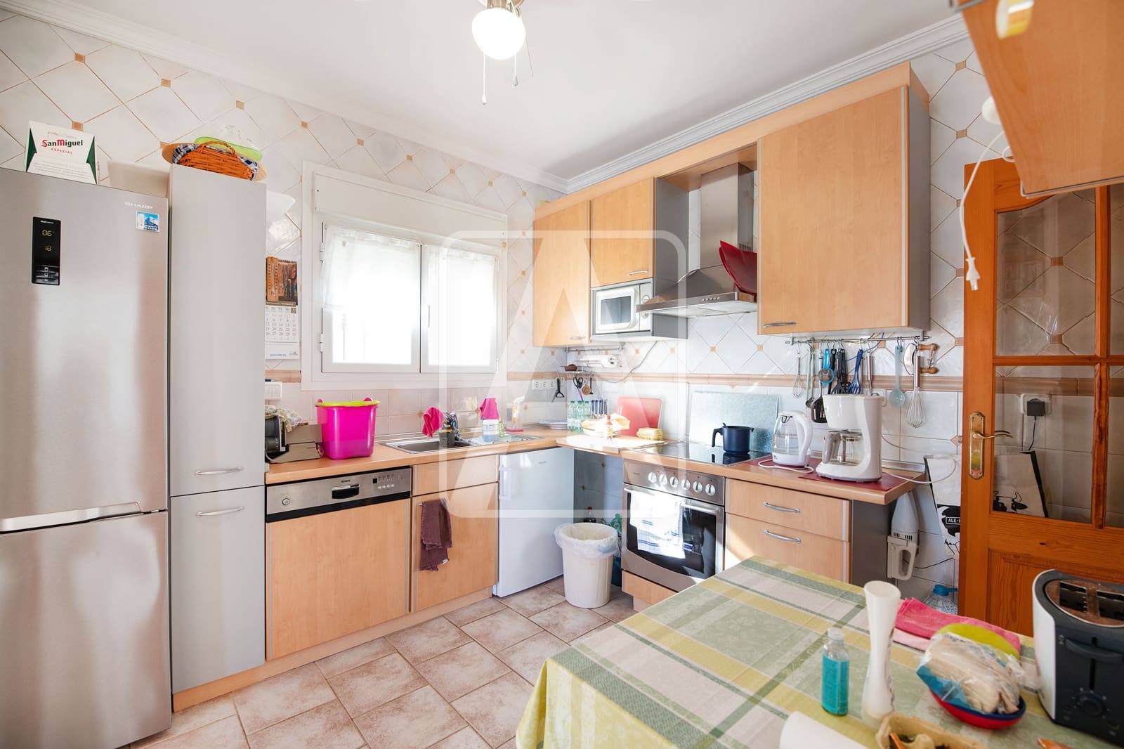 5 makuuhuone Huvila myytävänä paikassa Calpe / Calp mukana uima-altaan 
autotalli - 749 000 € (Ref: 9427901)