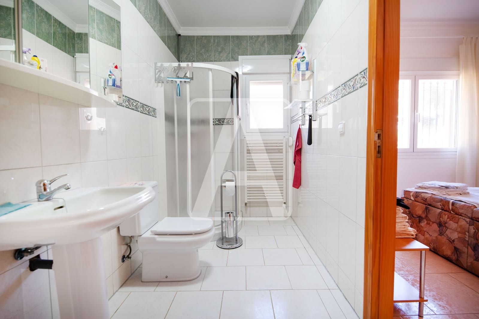 5 makuuhuone Huvila myytävänä paikassa Calpe / Calp mukana uima-altaan 
autotalli - 749 000 € (Ref: 9427901)