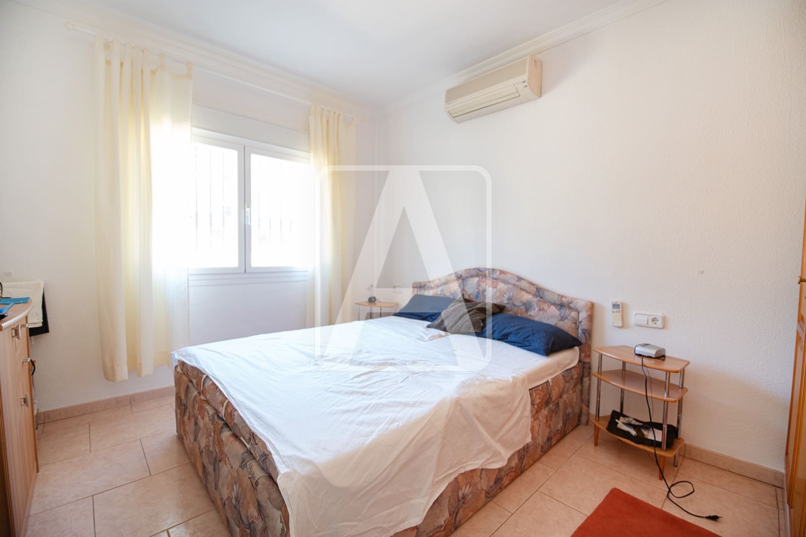 5 makuuhuone Huvila myytävänä paikassa Calpe / Calp mukana uima-altaan 
autotalli - 749 000 € (Ref: 9427901)