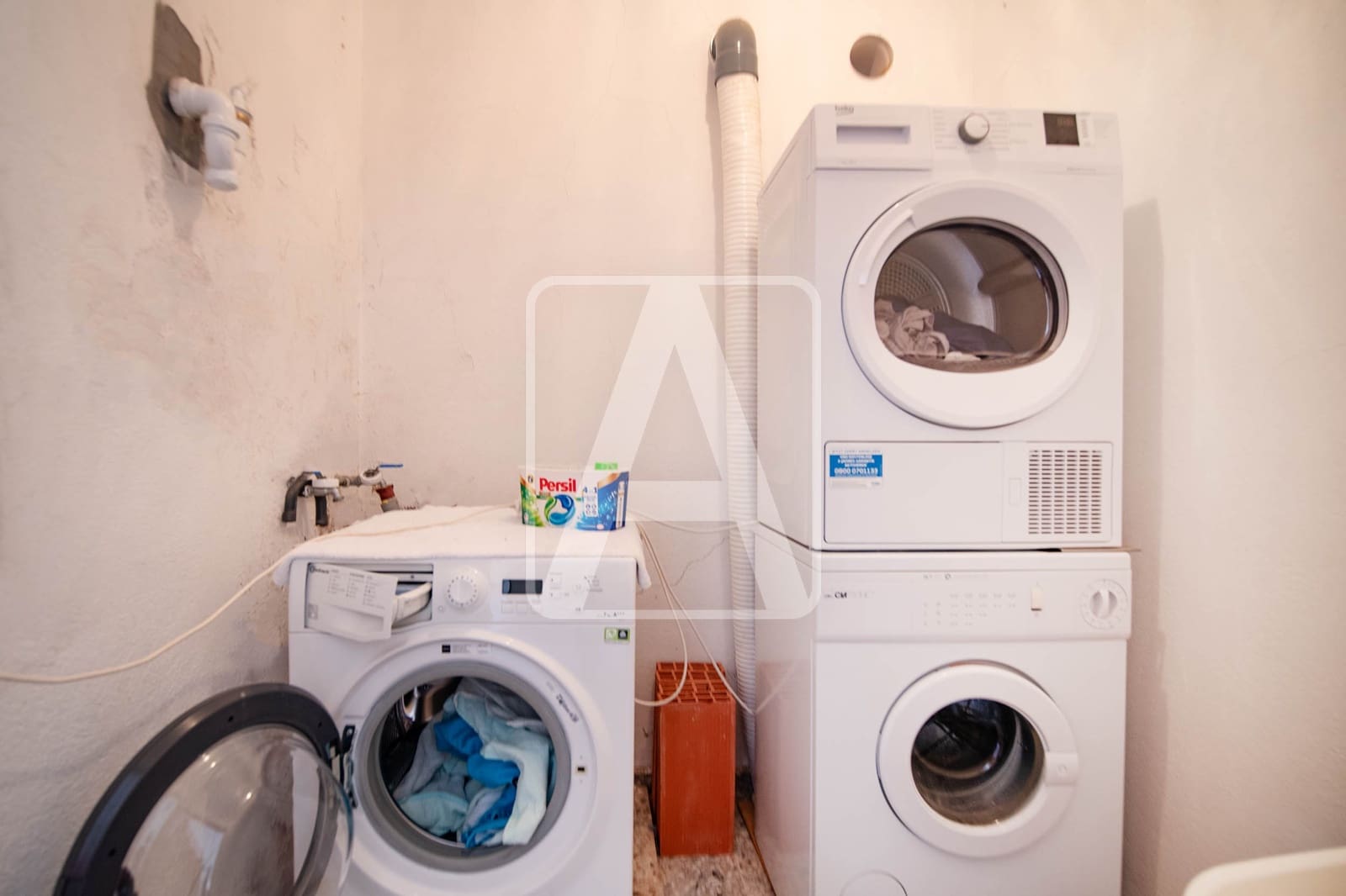 5 makuuhuone Huvila myytävänä paikassa Calpe / Calp mukana uima-altaan 
autotalli - 749 000 € (Ref: 9427901)