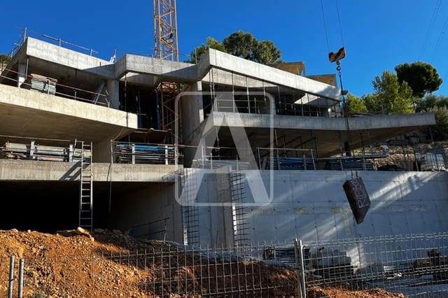 Chalet de 4 habitaciones en Altea en venta con piscina garaje - 1.750.000 € (Ref: 9429592)