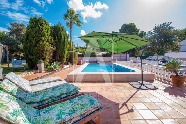 7 soverom Villa til salgs i Calpe / Calp med svømmebasseng garasje - € 699 000 (Ref: 9438970)