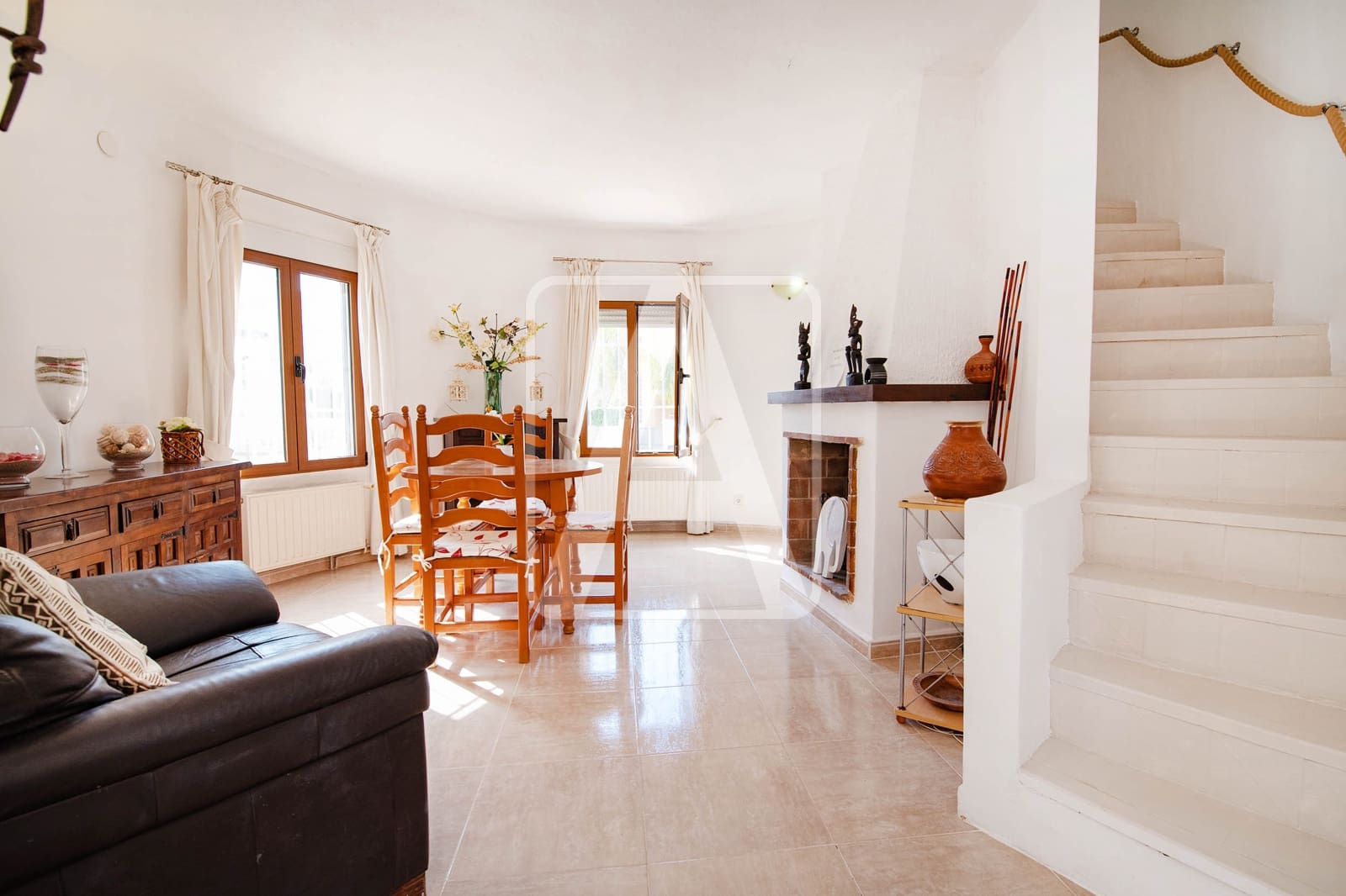 7 soverom Villa til salgs i Calpe / Calp med svømmebasseng garasje - € 699 000 (Ref: 9438970)