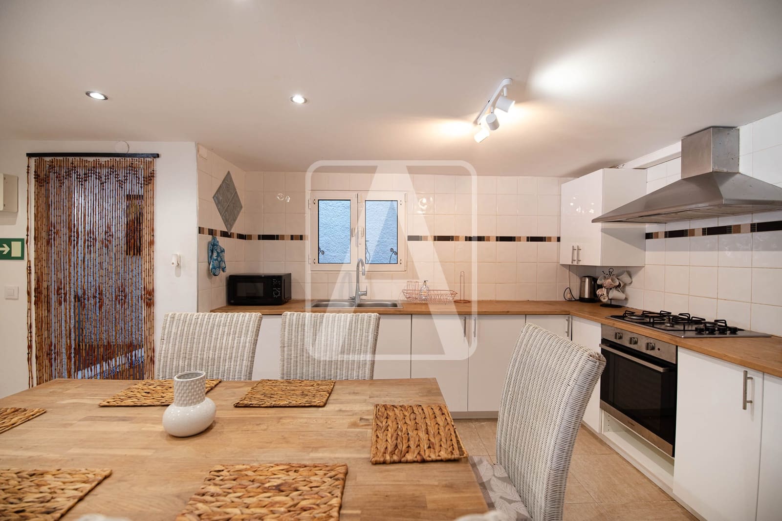 7 soverom Villa til salgs i Calpe / Calp med svømmebasseng garasje - € 699 000 (Ref: 9438970)