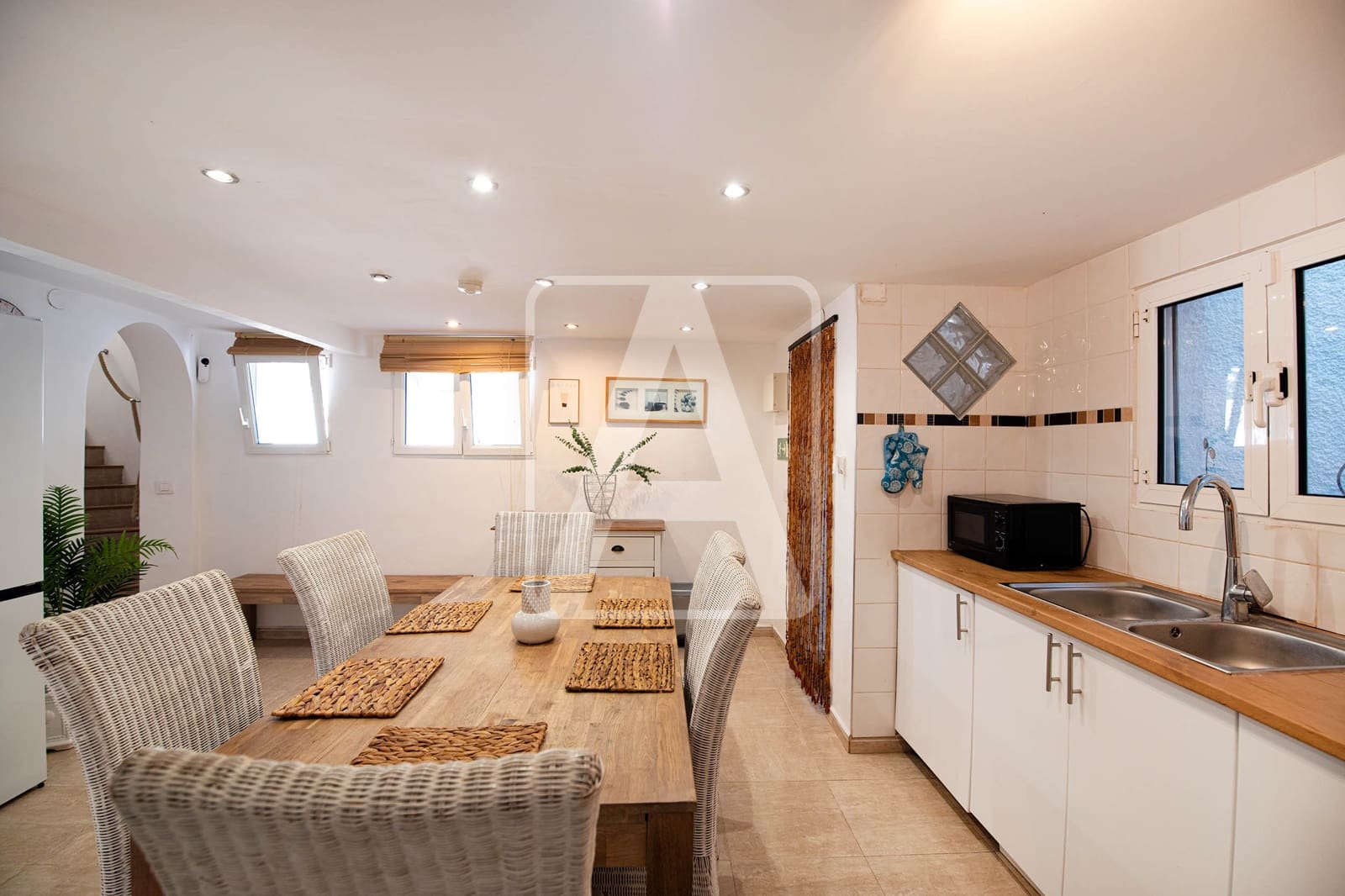 7 soverom Villa til salgs i Calpe / Calp med svømmebasseng garasje - € 699 000 (Ref: 9438970)