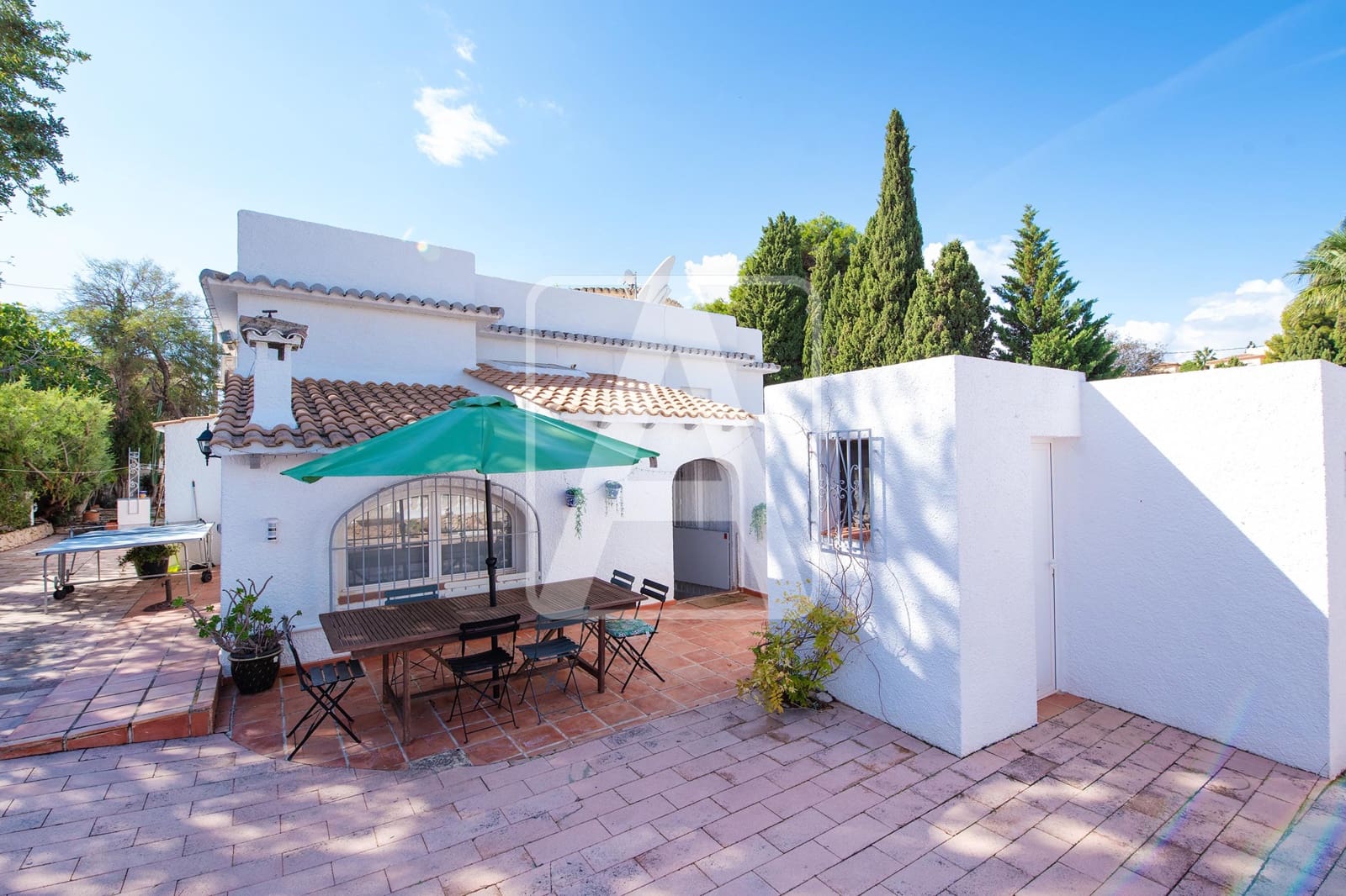 7 soverom Villa til salgs i Calpe / Calp med svømmebasseng garasje - € 699 000 (Ref: 9438970)
