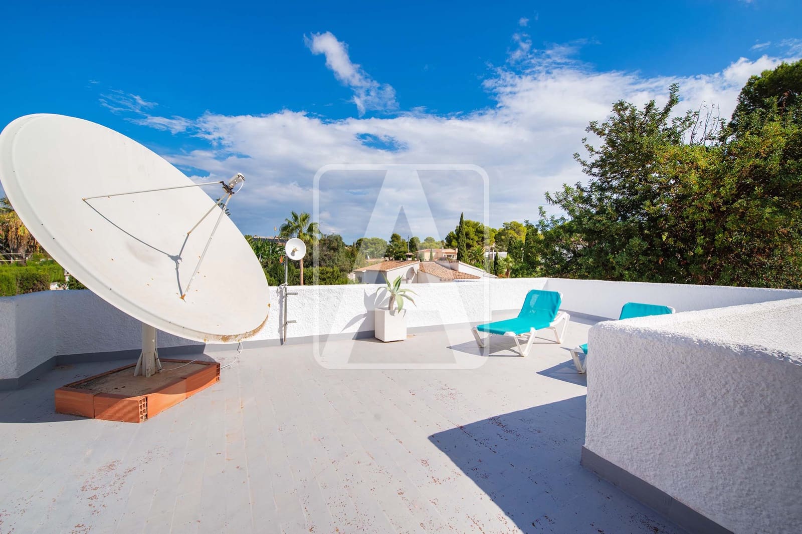 7 soverom Villa til salgs i Calpe / Calp med svømmebasseng garasje - € 699 000 (Ref: 9438970)