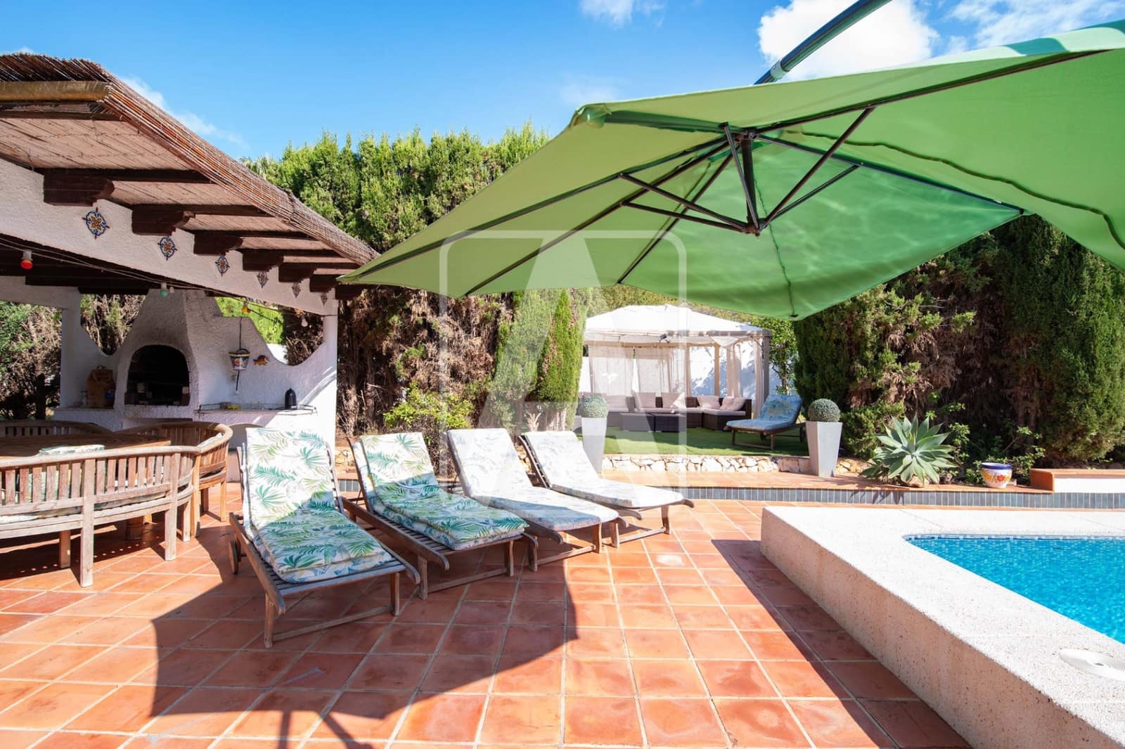 7 soverom Villa til salgs i Calpe / Calp med svømmebasseng garasje - € 699 000 (Ref: 9438970)