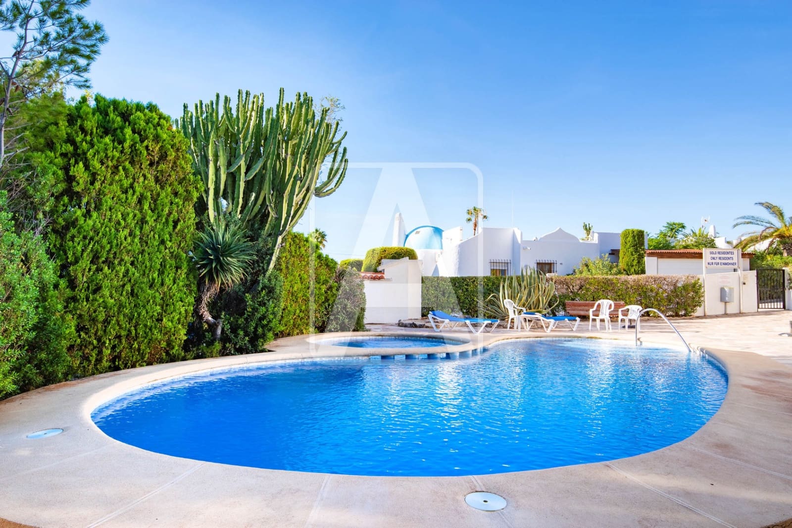 3 chambre Villa/Maison à vendre à Calpe / Calp avec piscine garage - 349 000 € (Ref: 9438973)