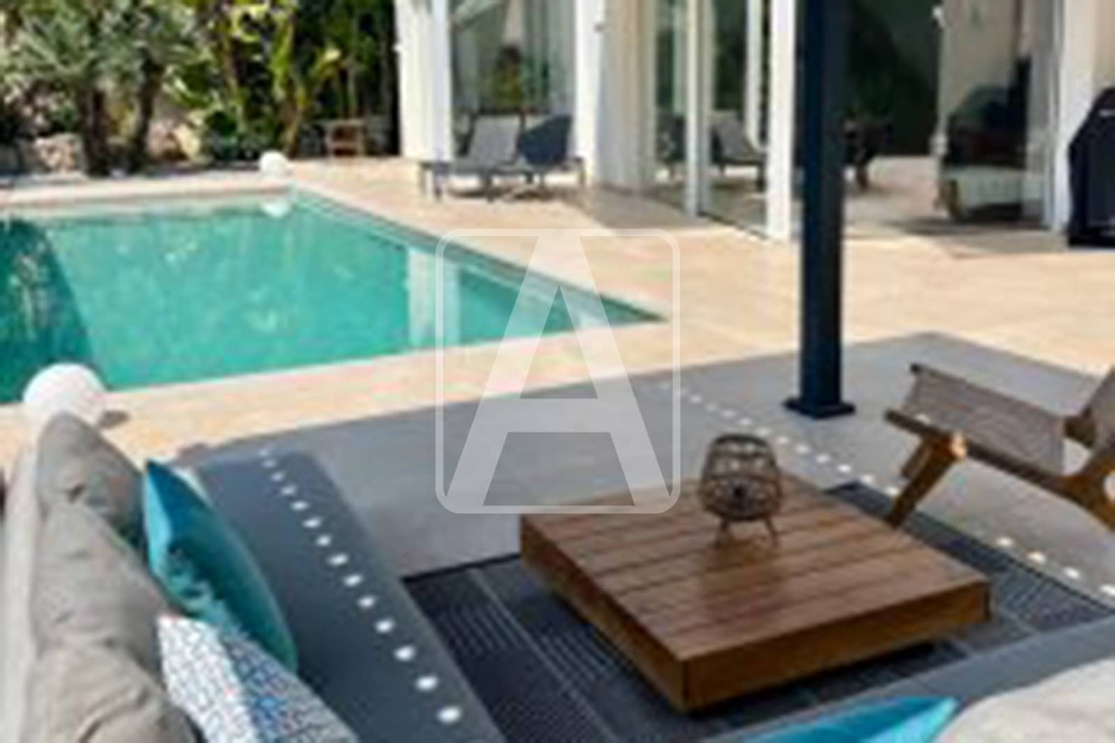 4 sypialnia Willa na sprzedaż w Benissa z basenem garażem - 1 150 000 € (Ref: 9438974)