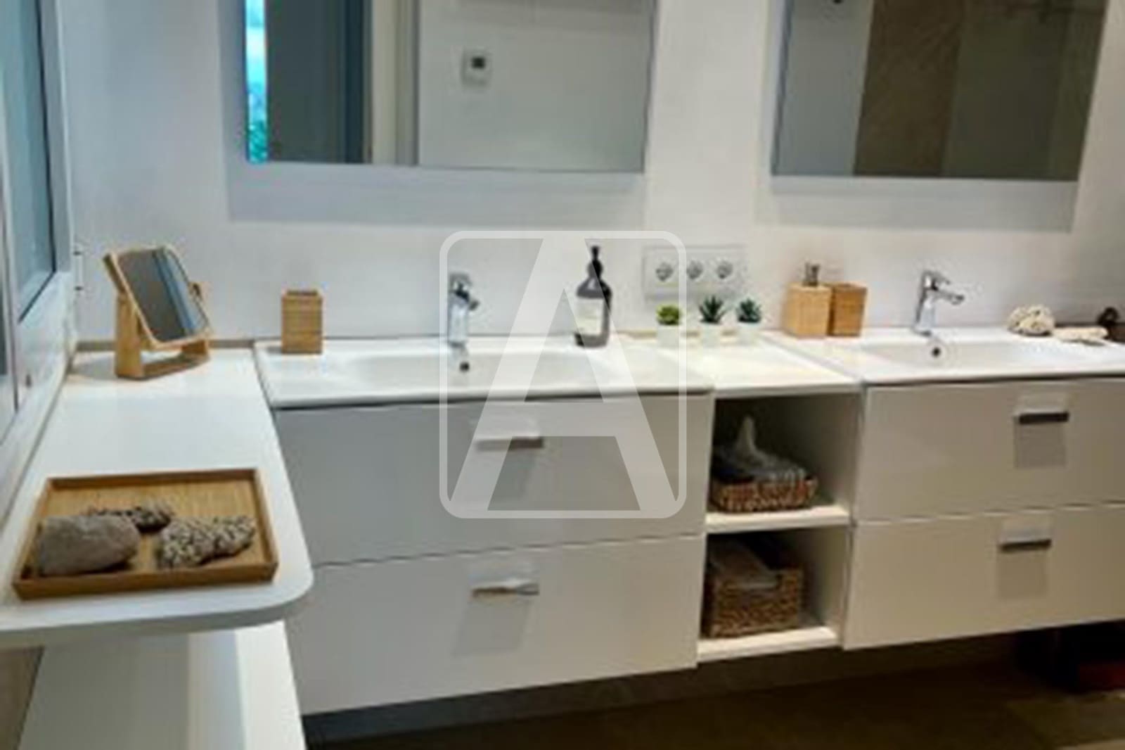 4 sypialnia Willa na sprzedaż w Benissa z basenem garażem - 1 150 000 € (Ref: 9438974)