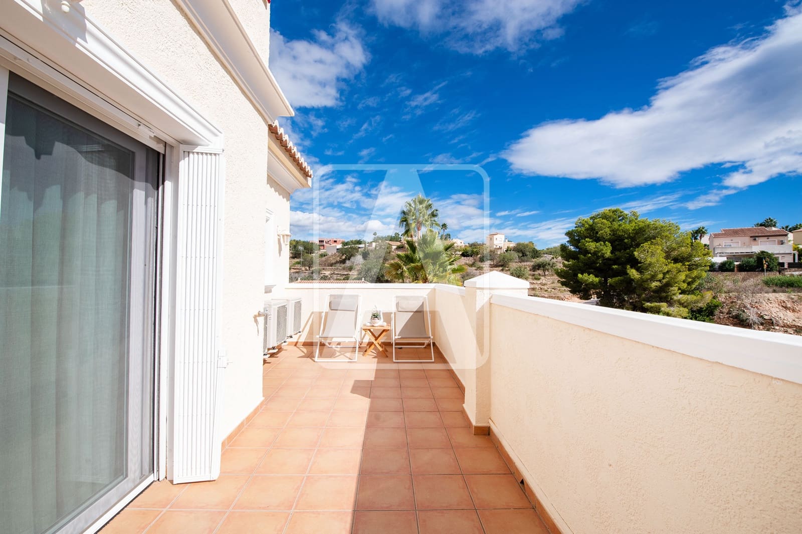 3 soverom Villa til salgs i Calpe / Calp med svømmebasseng garasje - € 425 000 (Ref: 9438975)
