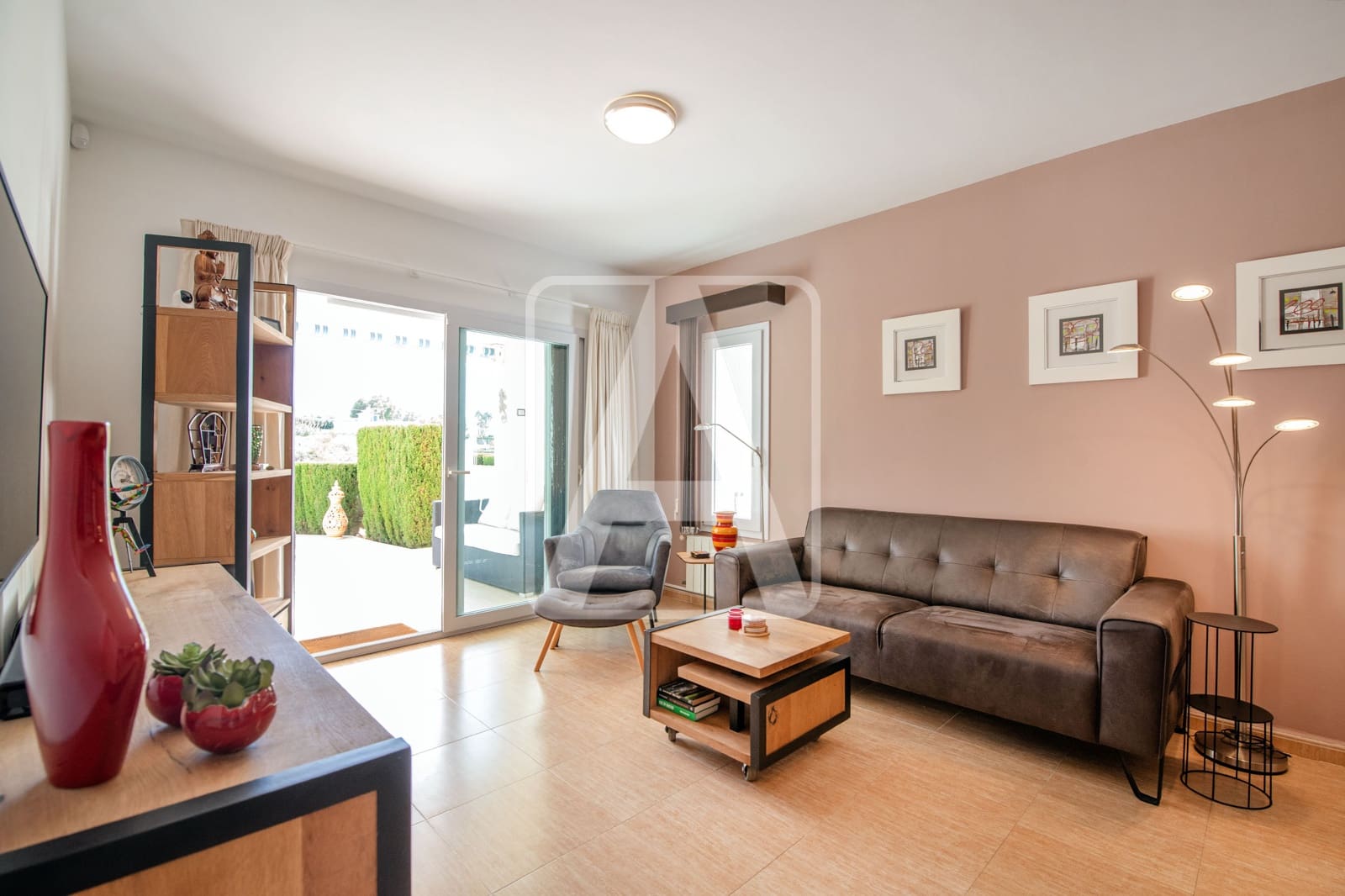 3 slaapkamer Rijtjeshuis te koop in Calpe / Calp met zwembad garage - € 425.000 (Ref: 9438976)