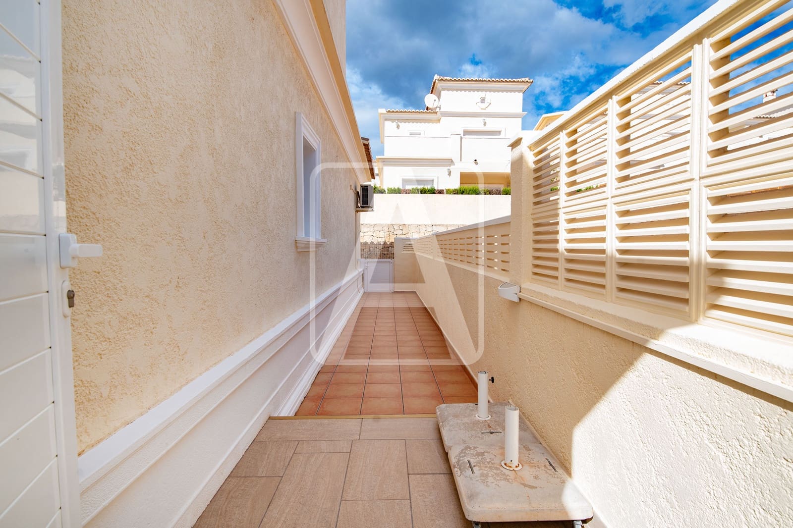 3 slaapkamer Rijtjeshuis te koop in Calpe / Calp met zwembad garage - € 425.000 (Ref: 9438976)