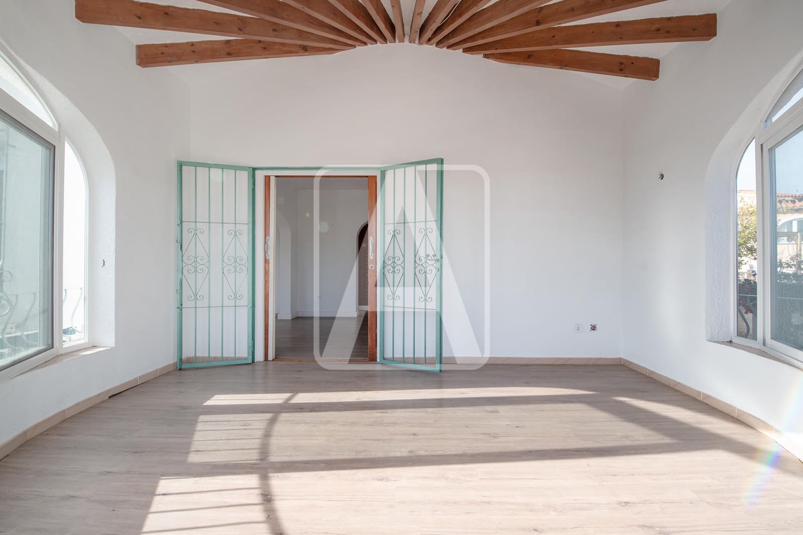 2 chambre Villa/Maison à vendre à Calpe / Calp avec piscine garage - 449 000 € (Ref: 9450384)