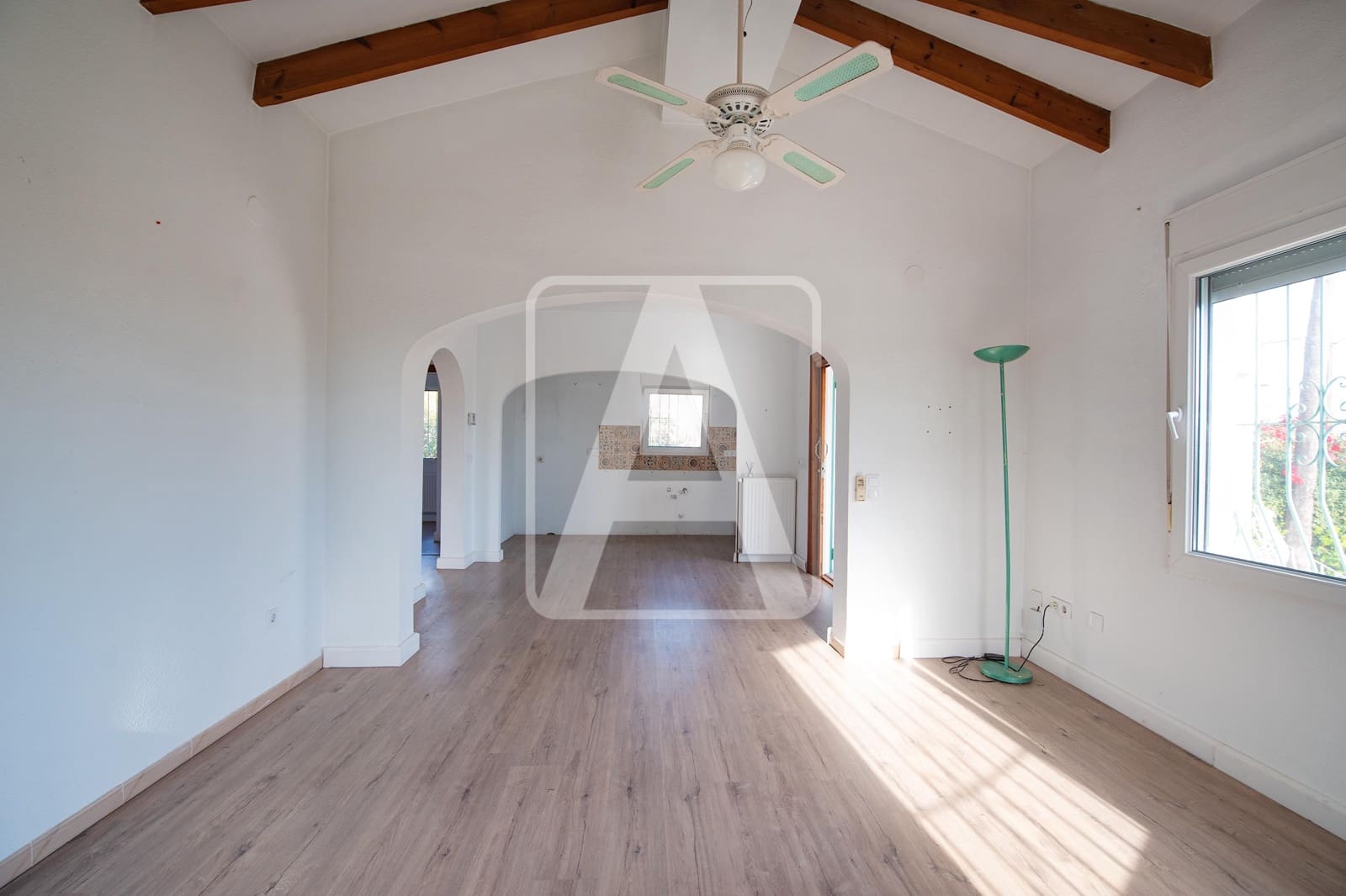 2 chambre Villa/Maison à vendre à Calpe / Calp avec piscine garage - 449 000 € (Ref: 9450384)