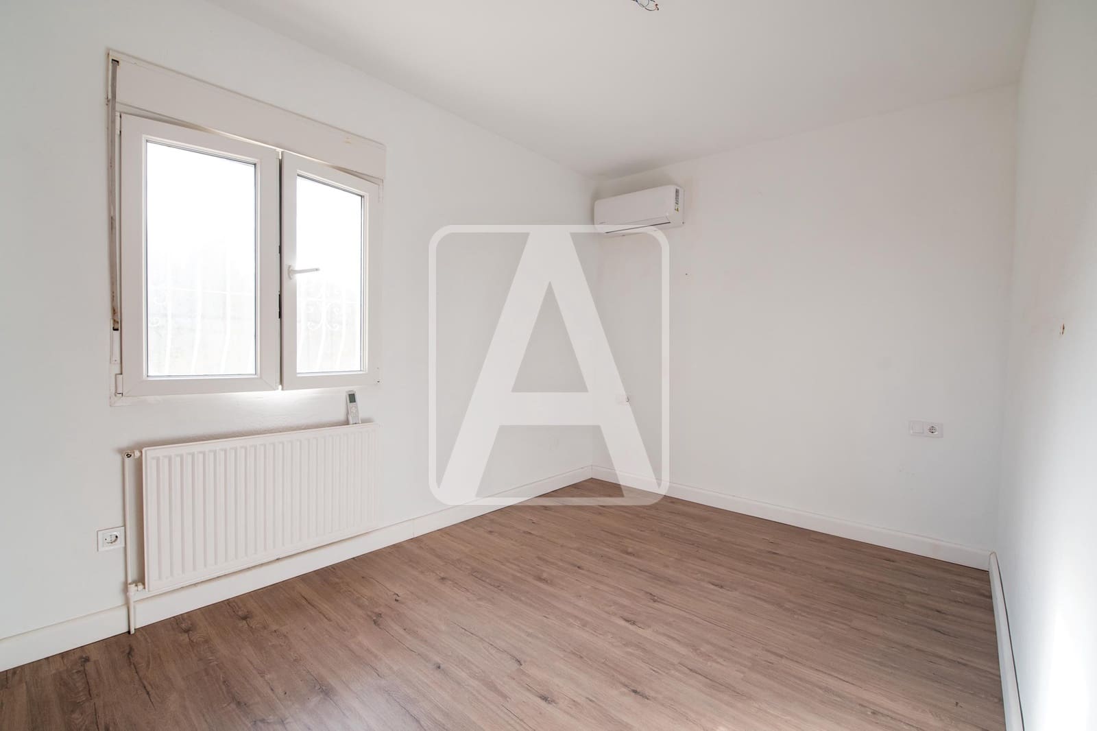 2 chambre Villa/Maison à vendre à Calpe / Calp avec piscine garage - 449 000 € (Ref: 9450384)