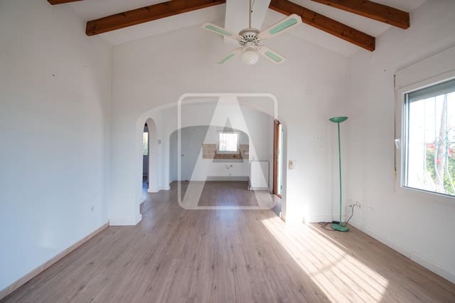 2 chambre Villa/Maison à vendre à Calpe / Calp avec piscine garage - 449 000 € (Ref: 9450384)