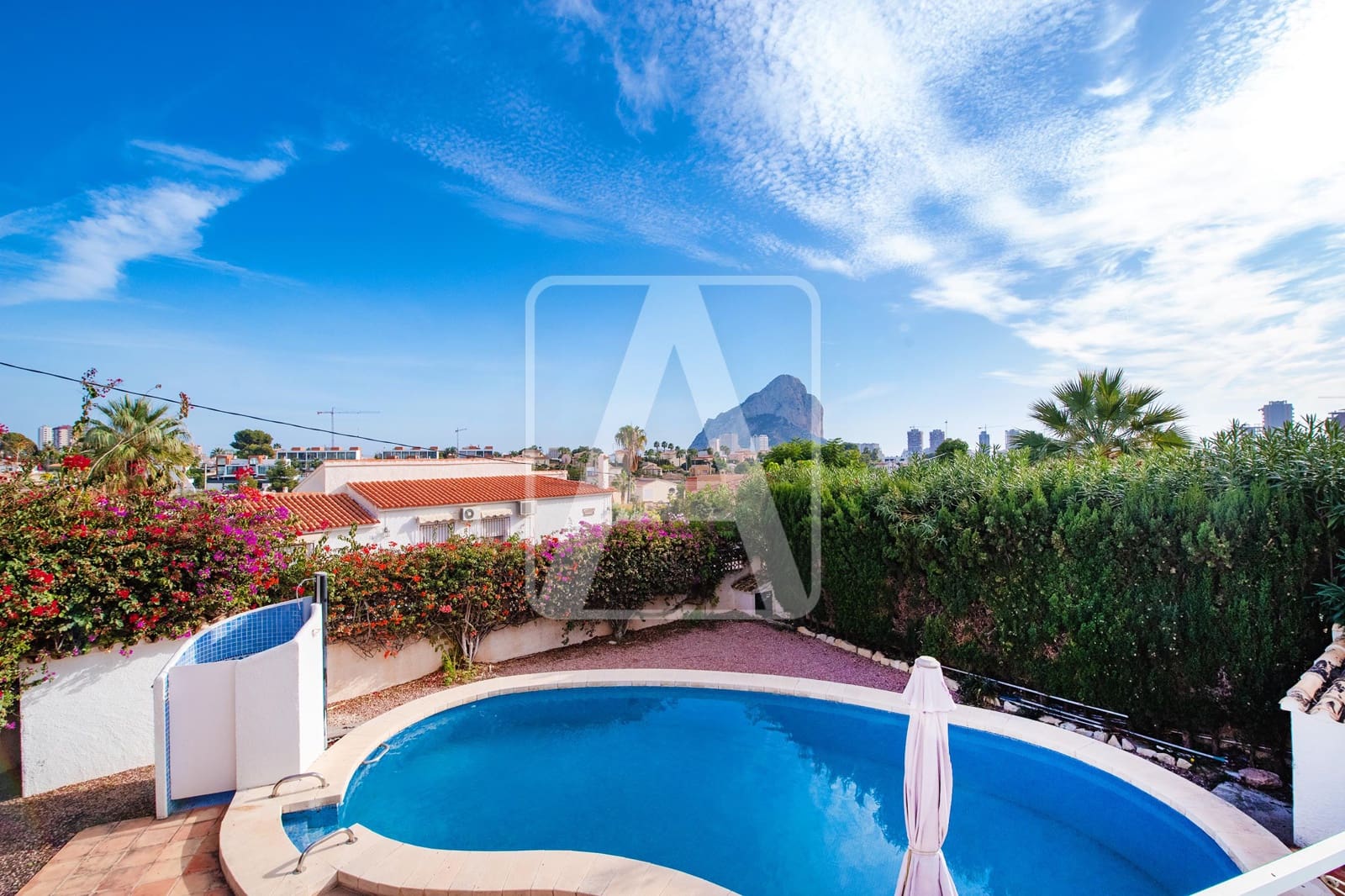 2 chambre Villa/Maison à vendre à Calpe / Calp avec piscine garage - 449 000 € (Ref: 9450384)