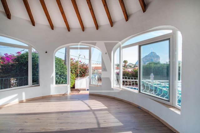 2 chambre Villa/Maison à vendre à Calpe / Calp avec piscine garage - 449 000 € (Ref: 9450384)