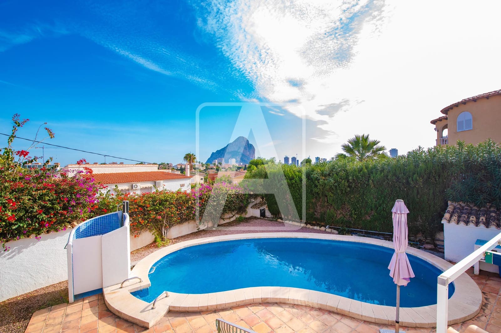 2 chambre Villa/Maison à vendre à Calpe / Calp avec piscine garage - 449 000 € (Ref: 9450384)