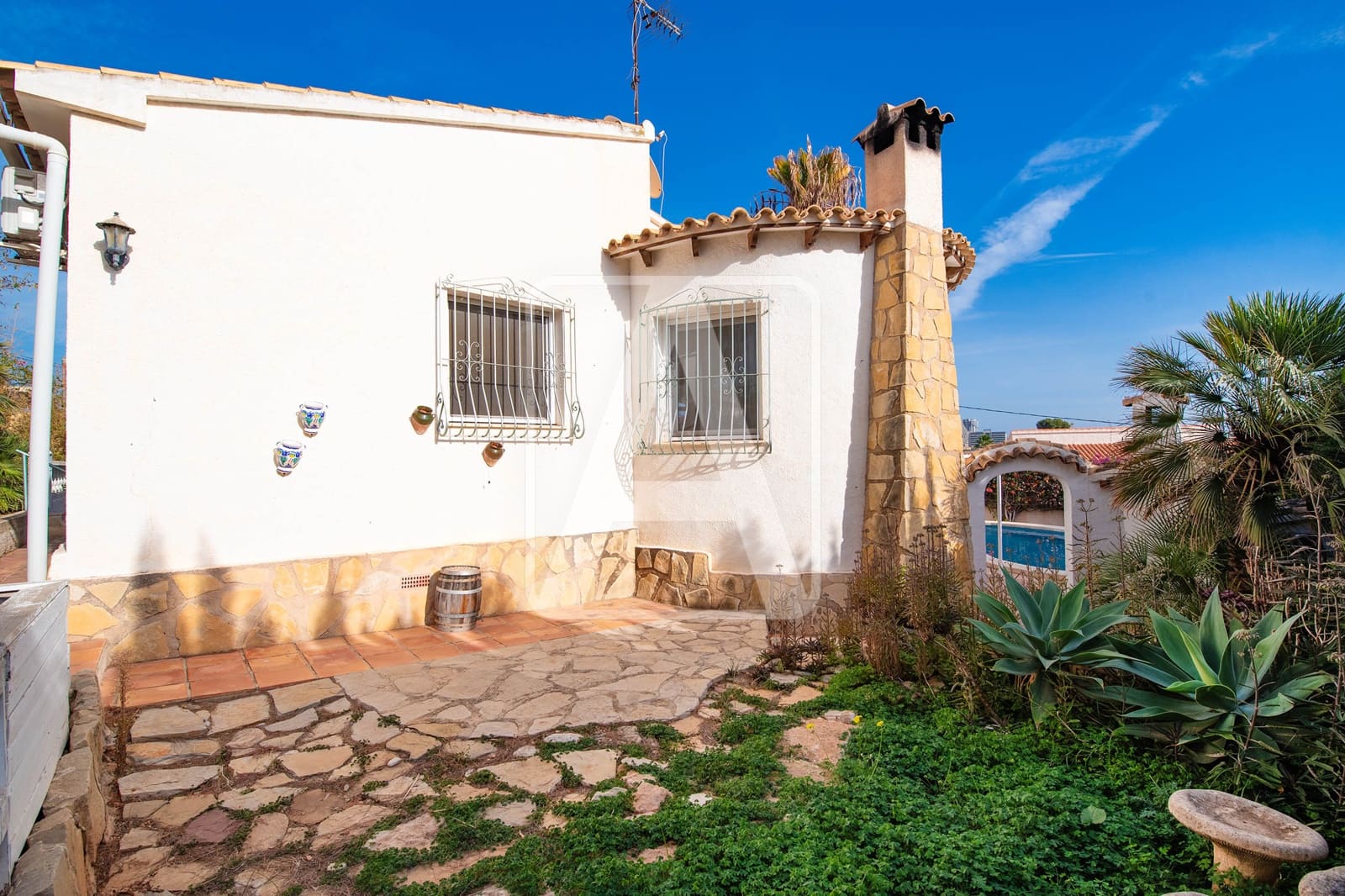 2 chambre Villa/Maison à vendre à Calpe / Calp avec piscine garage - 449 000 € (Ref: 9450384)