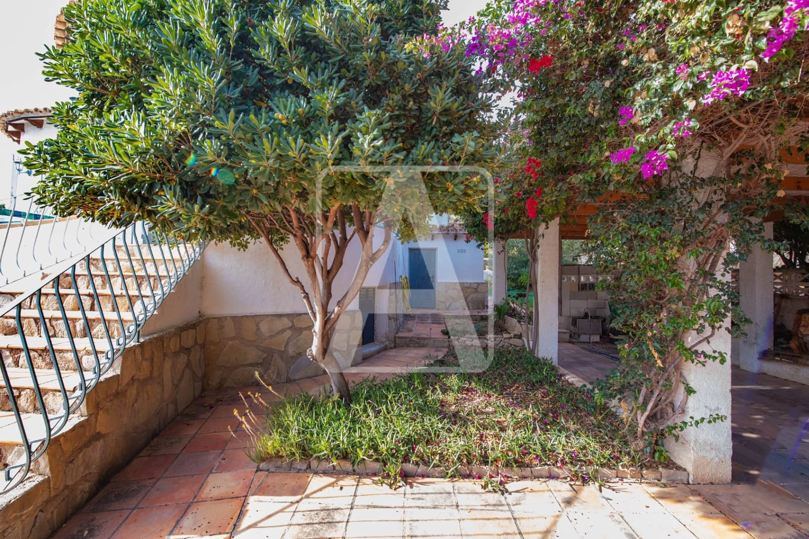 2 chambre Villa/Maison à vendre à Calpe / Calp avec piscine garage - 449 000 € (Ref: 9450384)