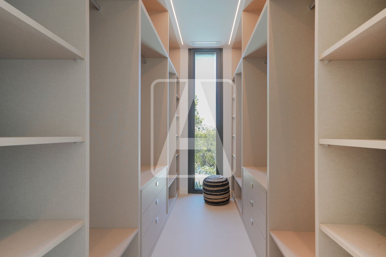 4 soverom Villa til salgs i Moraira med svømmebasseng garasje - € 1 499 000 (Ref: 9450385)