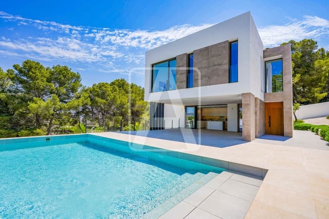 4 soverom Villa til salgs i Moraira, Teulada-Moraira med svømmebasseng garasje - € 1 499 000 (Ref: 9450385)