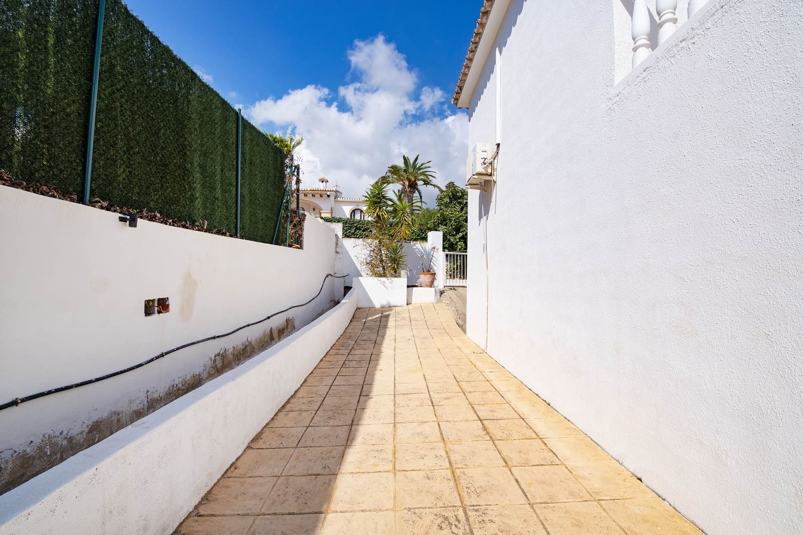 4 slaapkamer Villa te koop in Benissa met zwembad garage - € 650.000 (Ref: 9451545)