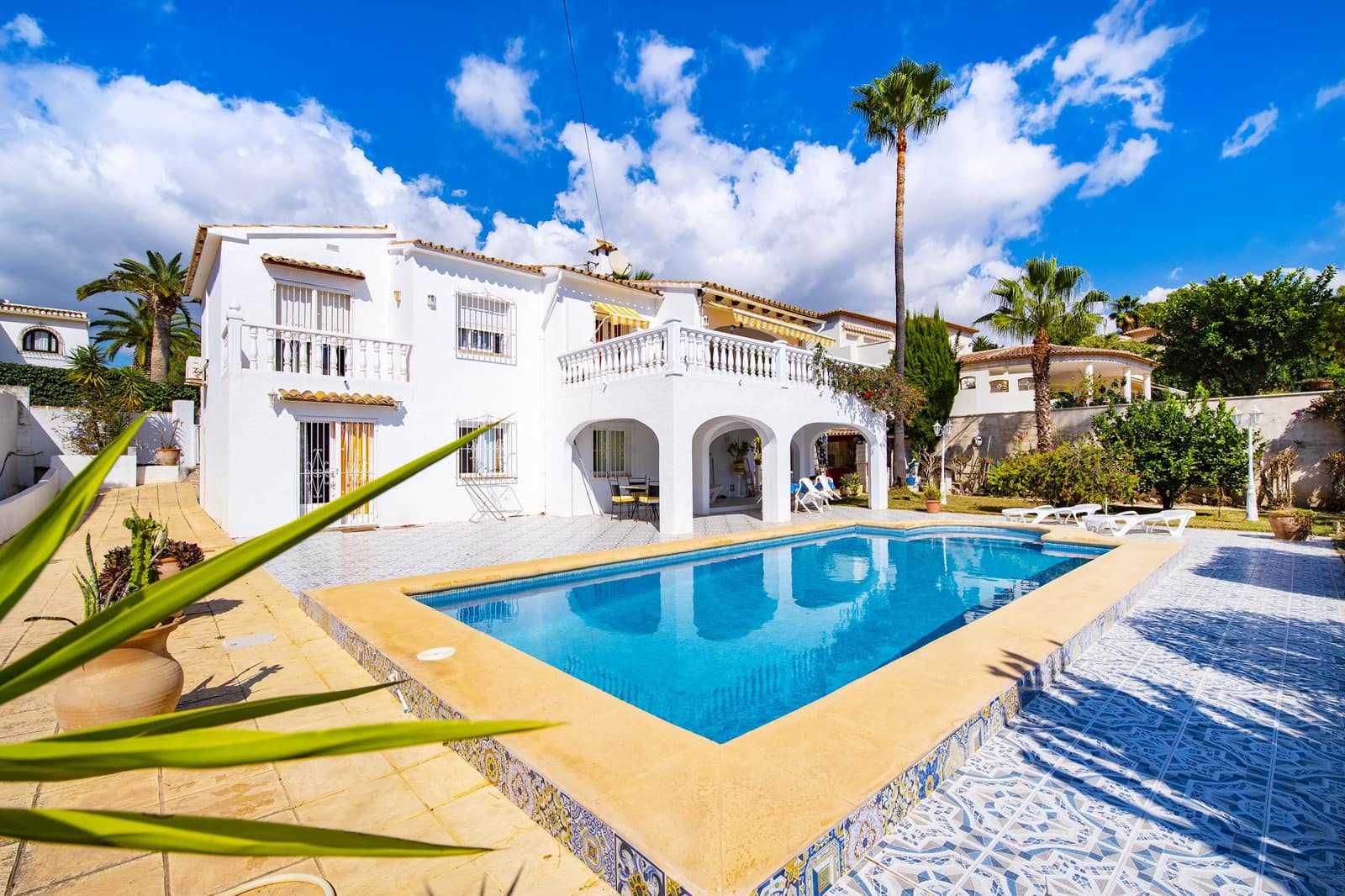 4 slaapkamer Villa te koop in Benissa met zwembad garage - € 650.000 (Ref: 9451545)