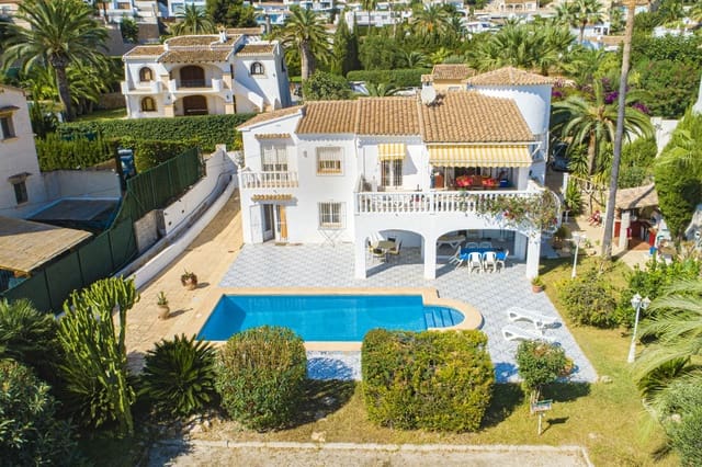 4 slaapkamer Villa te koop in Benissa met zwembad garage - € 650.000 (Ref: 9451545)