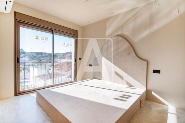 3 sypialnia Willa na sprzedaż w Benissa z basenem garażem - 875 000 € (Ref: 9494135)