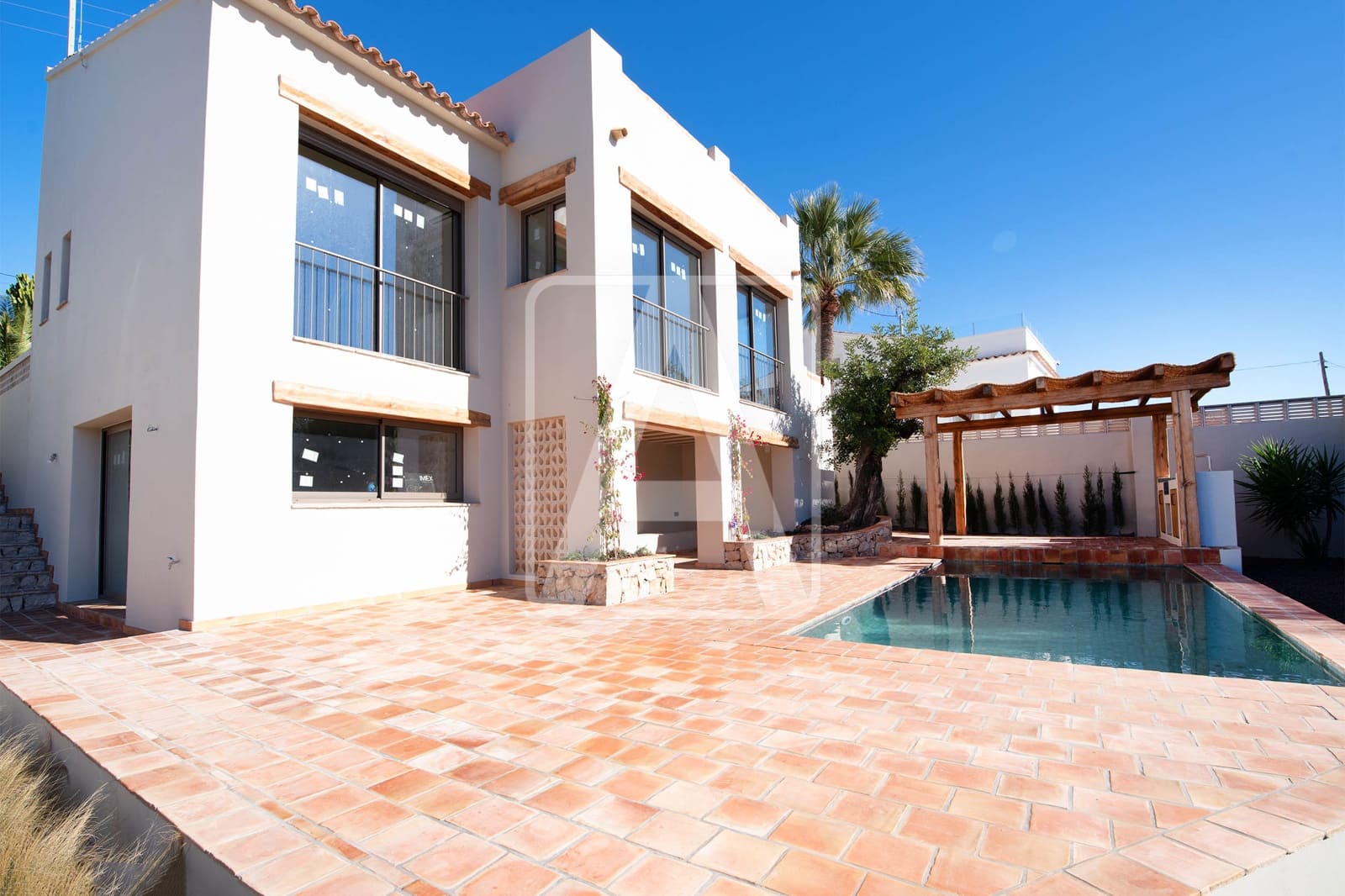 3 sypialnia Willa na sprzedaż w Benissa z basenem garażem - 875 000 € (Ref: 9494135)