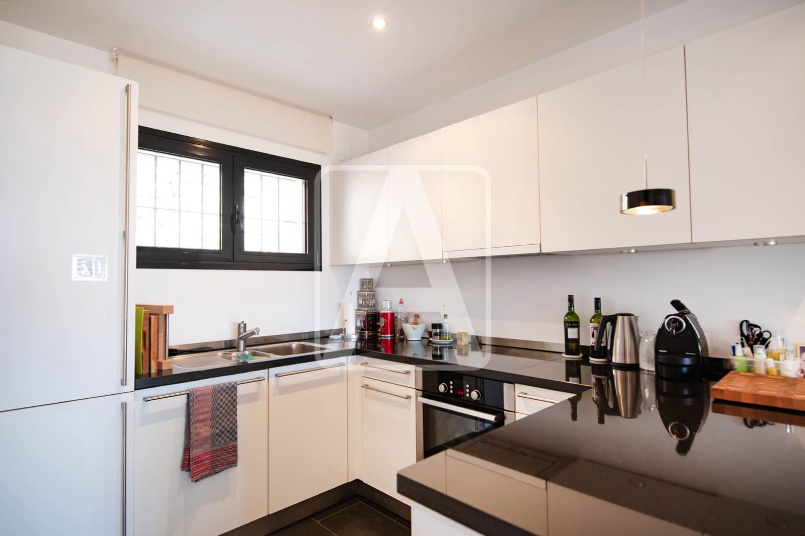 4 bedroom Villa for sale in Benissa with pool garage - € 1,200,000 (Ref: 9494136)