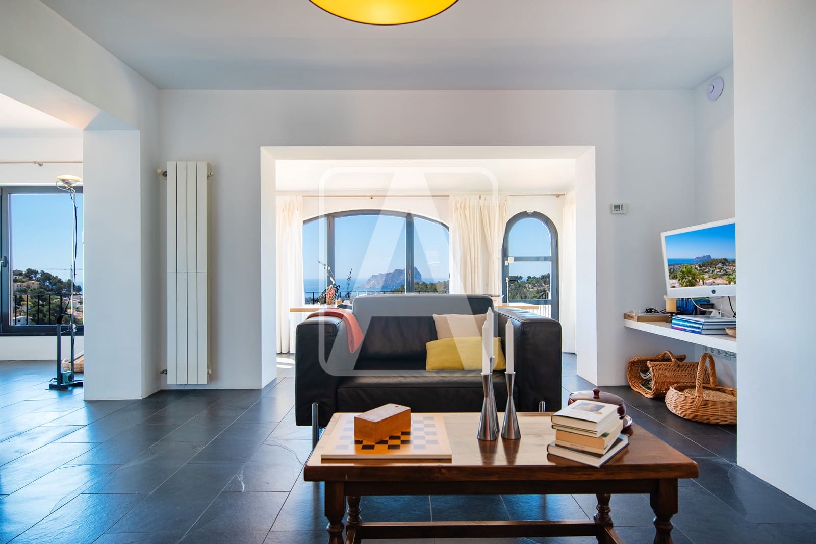 4 bedroom Villa for sale in Benissa with pool garage - € 1,200,000 (Ref: 9494136)