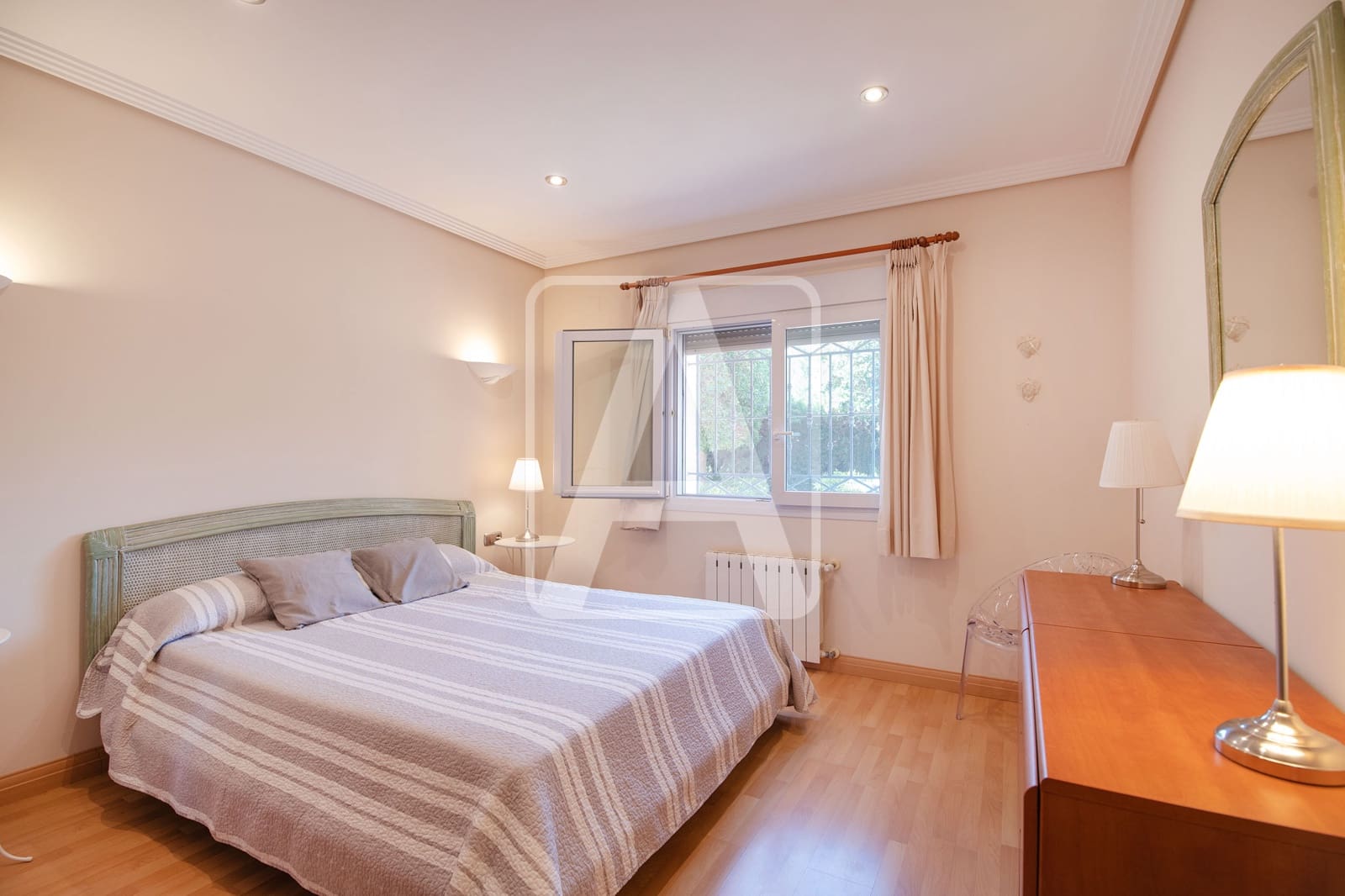 3 soveværelse Villa til salg i Calpe / Calp med garage - € 625.000 (Ref: 9494137)