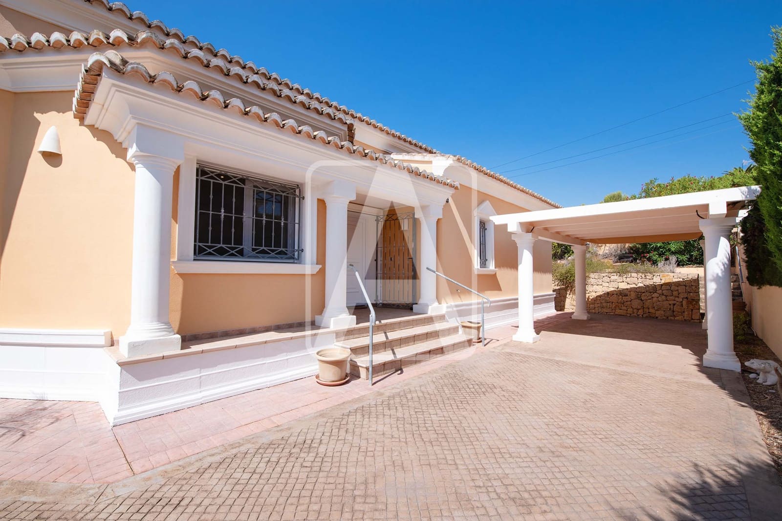 3 soveværelse Villa til salg i Calpe / Calp med garage - € 625.000 (Ref: 9494137)