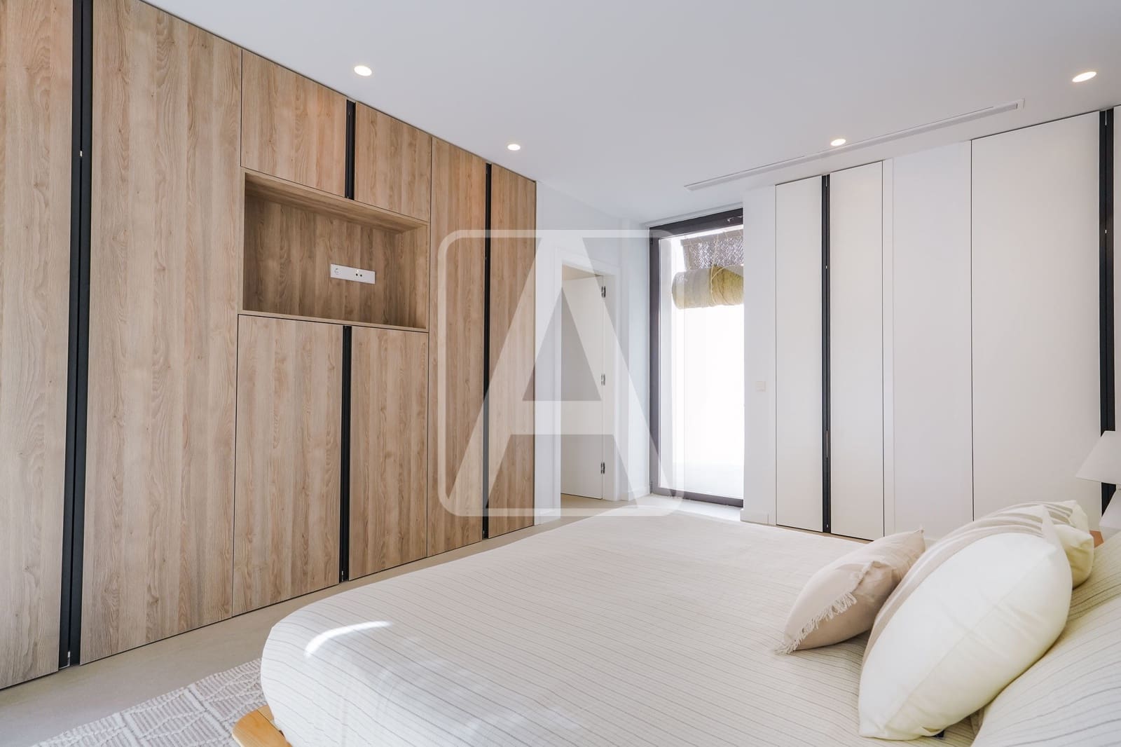 5 bedroom Villa for sale in Moraira with pool garage - € 1,849,000 (Ref: 9494138)