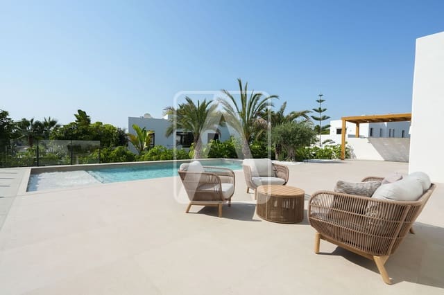 5 makuuhuone Huvila myytävänä paikassa Moraira, Teulada-Moraira mukana uima-altaan 
autotalli - 1 849 000 € (Ref: 9494138)