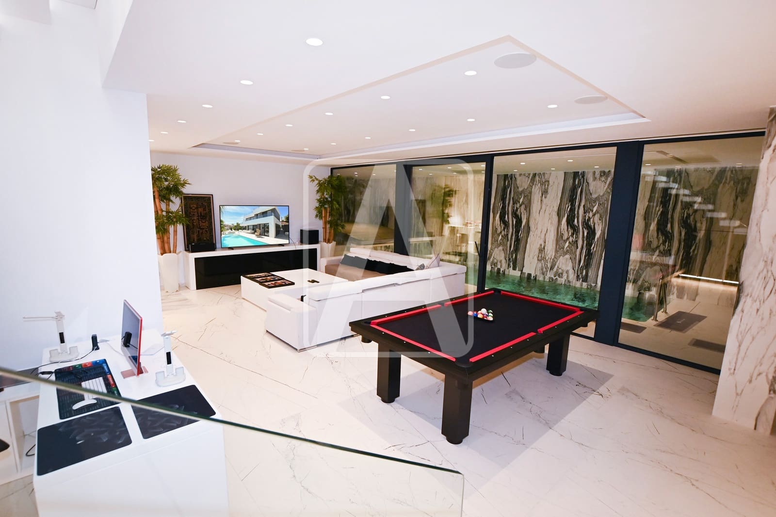 4 makuuhuone Huvila myytävänä paikassa Calpe / Calp mukana 
autotalli - 2 800 000 € (Ref: 9510356)