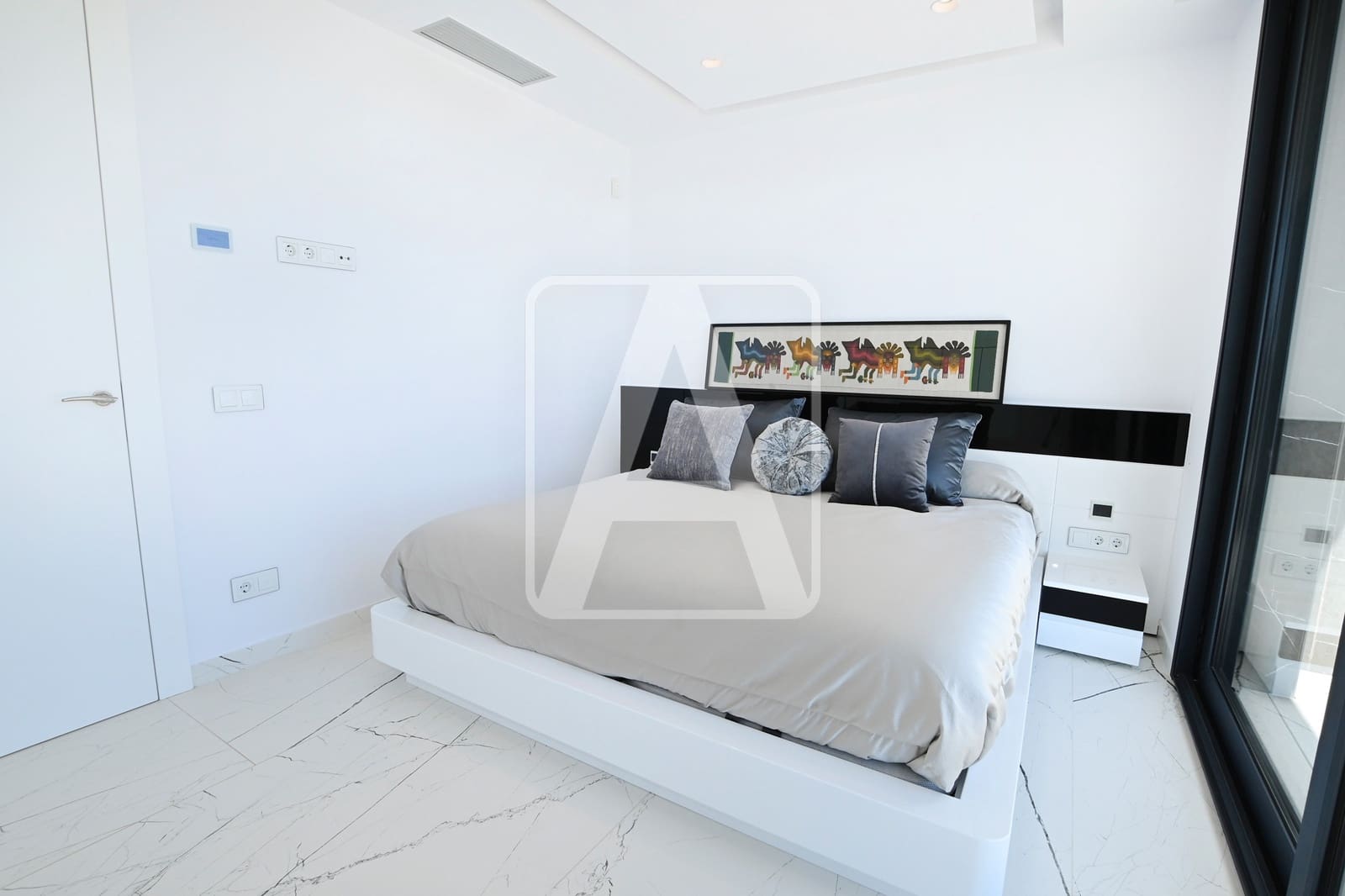 4 makuuhuone Huvila myytävänä paikassa Calpe / Calp mukana 
autotalli - 2 800 000 € (Ref: 9510356)