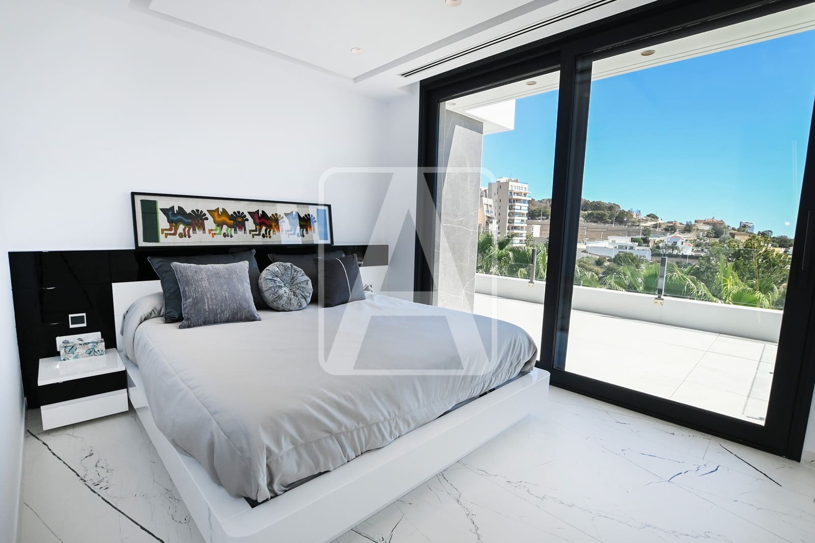 4 makuuhuone Huvila myytävänä paikassa Calpe / Calp mukana 
autotalli - 2 800 000 € (Ref: 9510356)