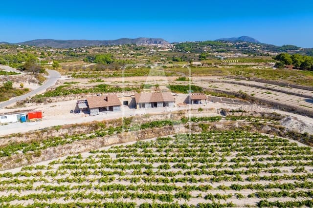 5 bedroom Finca/Country House for sale in Moraira, Teulada-Moraira with pool garage - € 3,500,000 (Ref: 9510359)