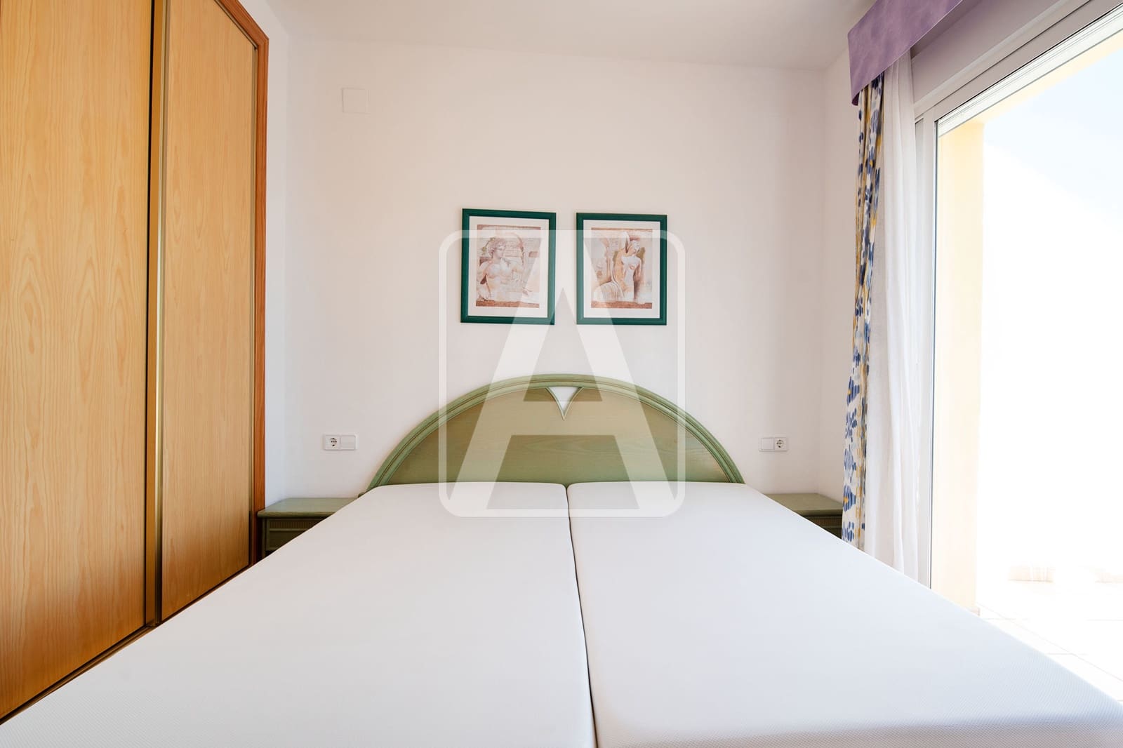 3 chambre Villa/Maison Mitoyenne à vendre à Calpe / Calp avec piscine garage - 325 000 € (Ref: 9529192)