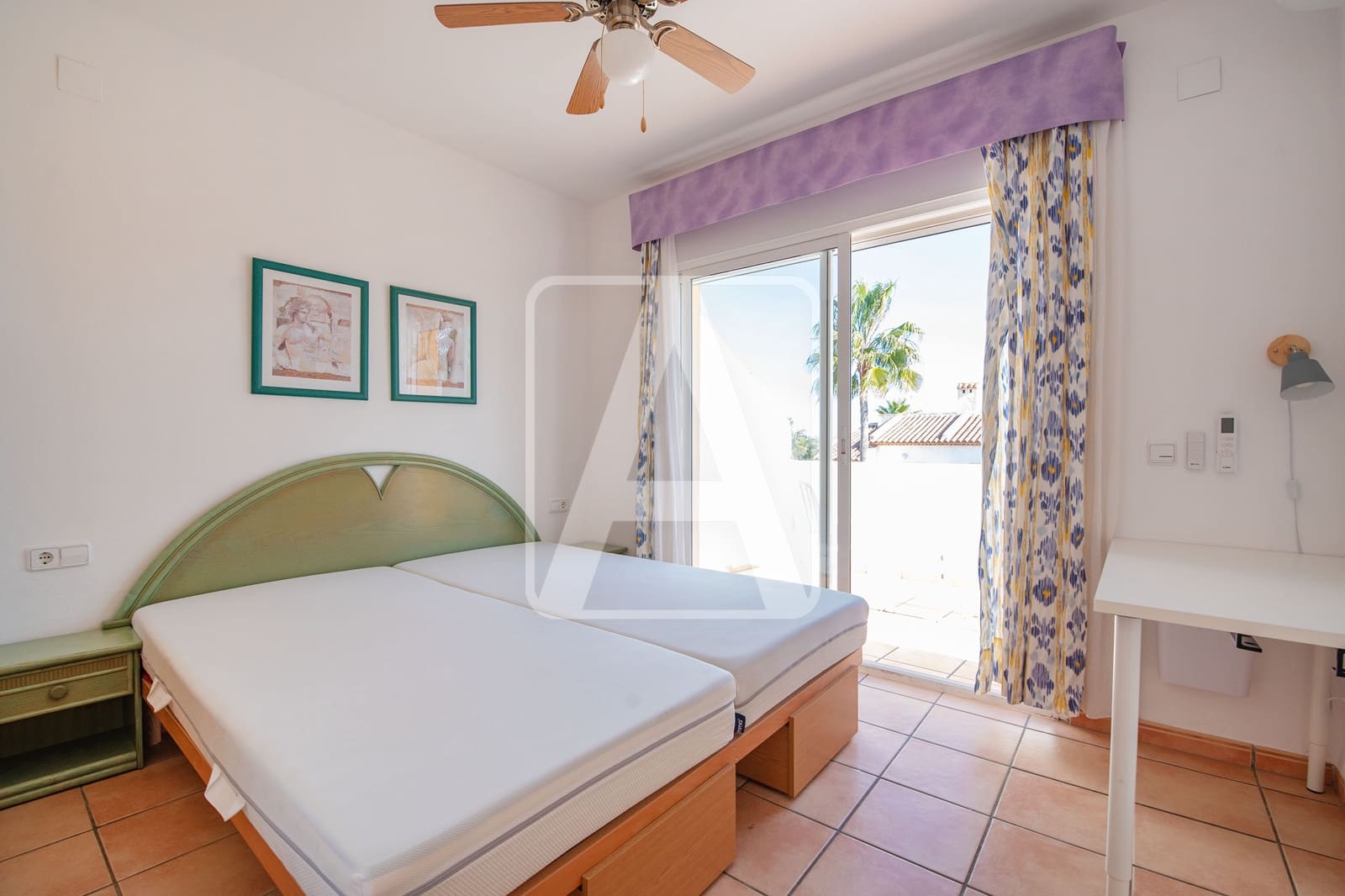 3 chambre Villa/Maison Mitoyenne à vendre à Calpe / Calp avec piscine garage - 325 000 € (Ref: 9529192)