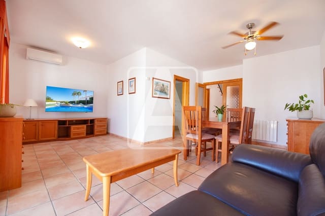 3 chambre Villa/Maison Mitoyenne à vendre à Calpe / Calp avec piscine garage - 325 000 € (Ref: 9529192)