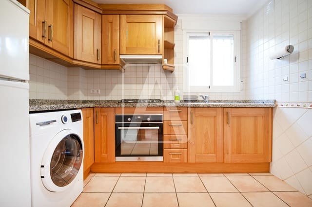 3 chambre Villa/Maison Mitoyenne à vendre à Calpe / Calp avec piscine garage - 325 000 € (Ref: 9529192)