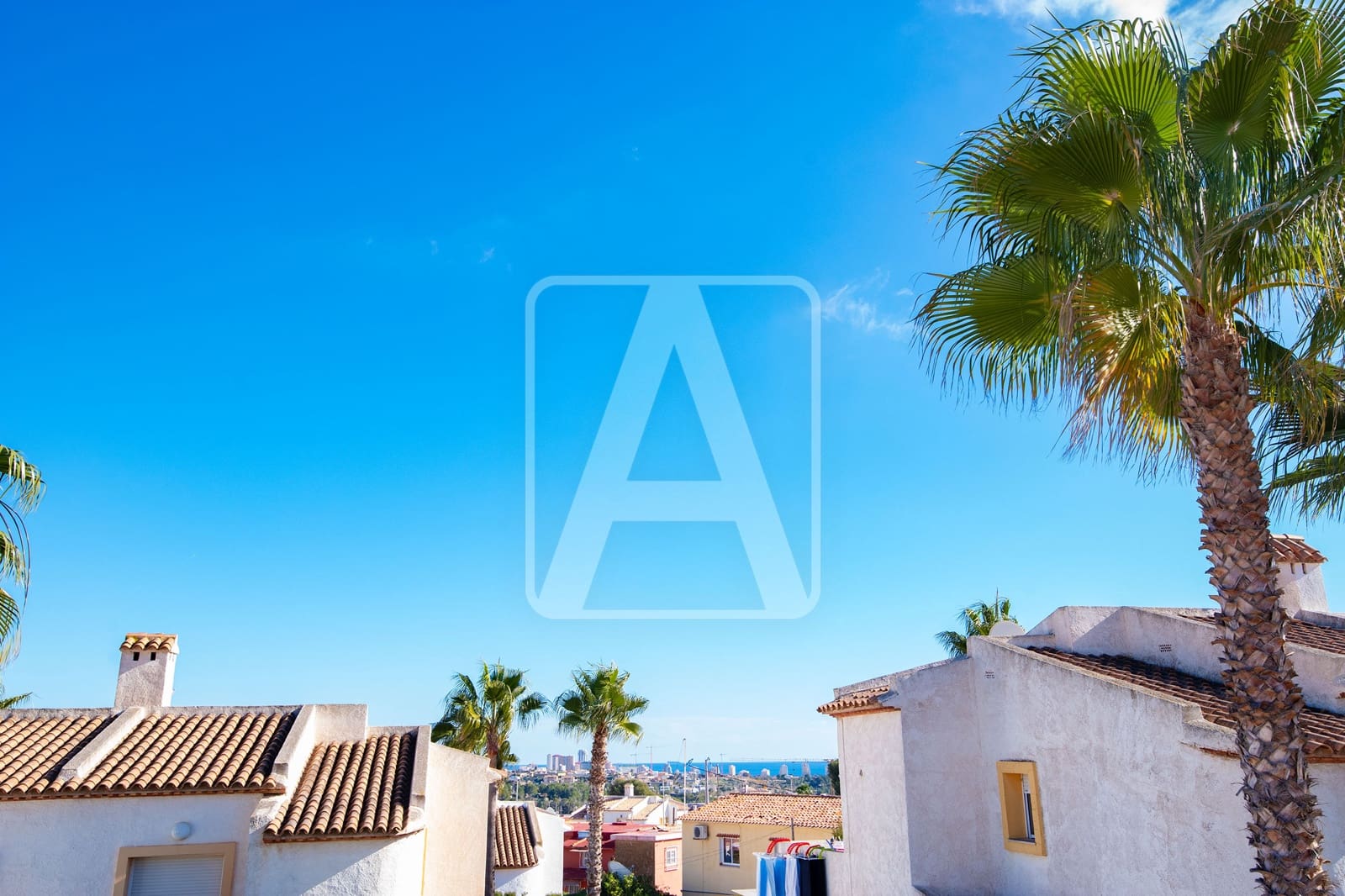 3 chambre Villa/Maison Mitoyenne à vendre à Calpe / Calp avec piscine garage - 325 000 € (Ref: 9529192)